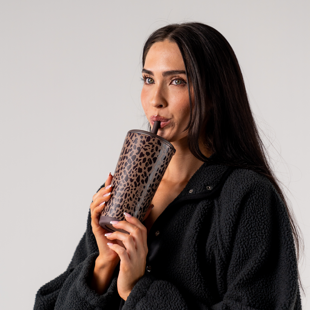 brown-leopard-20oz-592ml-p4 EverydayTumbler20oz.-BrownLeopard-WPI-5.png